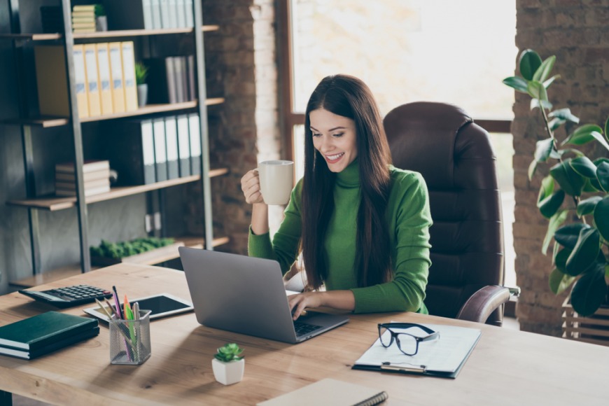 Best energy boosting foods to eat at work Best energy boosting foods to eat at work